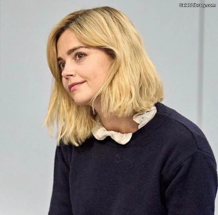 Jenna Coleman photo 9 of 499
