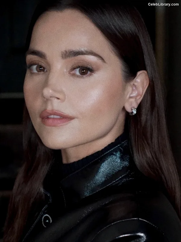 Jenna Coleman photo 2 of 499