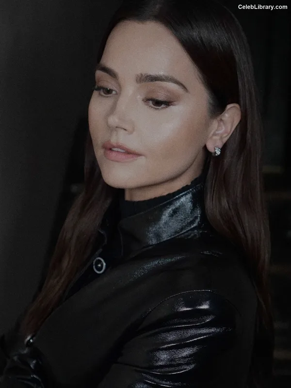Jenna Coleman photo 5 of 499