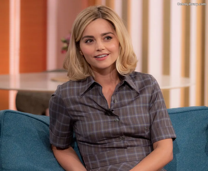 Jenna Coleman photo 8 of 499