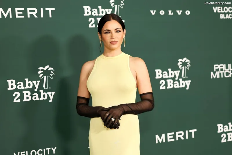Jenna Dewan photo 16 of 563