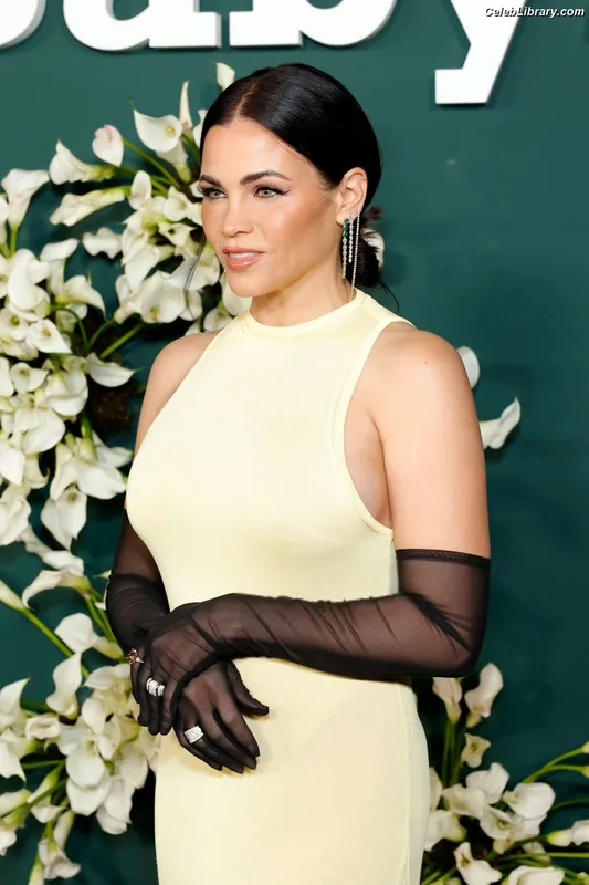 Jenna Dewan photo 19 of 563