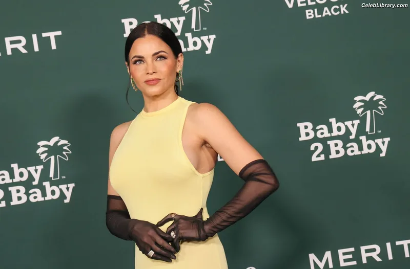 Jenna Dewan photo 21 of 563