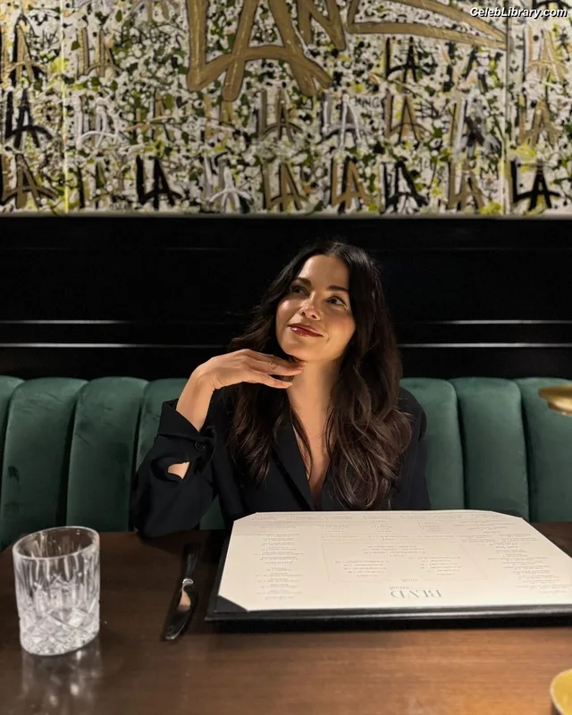 Jenna Dewan photo 24 of 563
