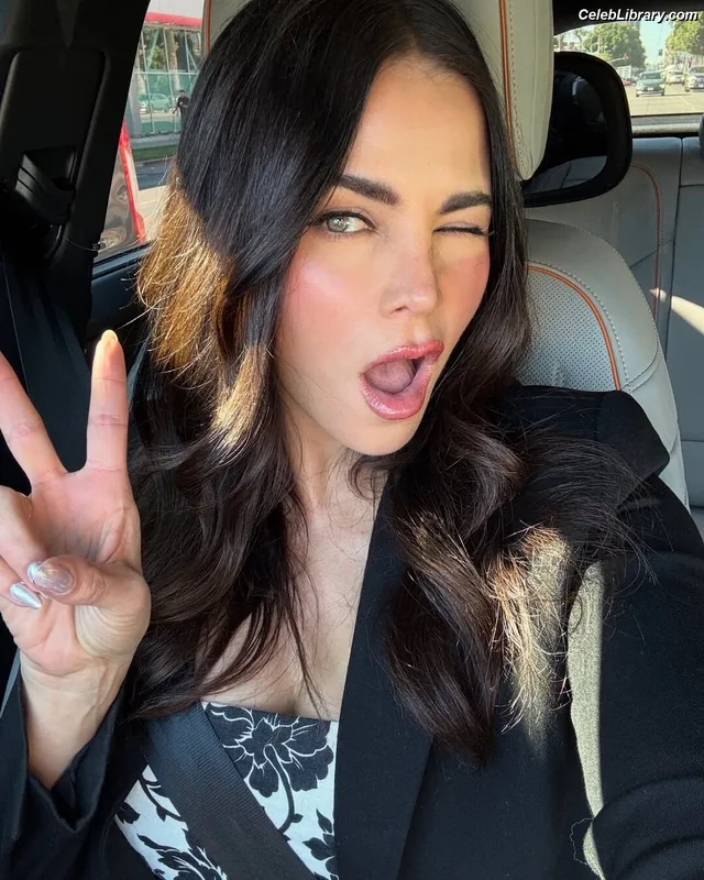 Jenna Dewan photo 8 of 563