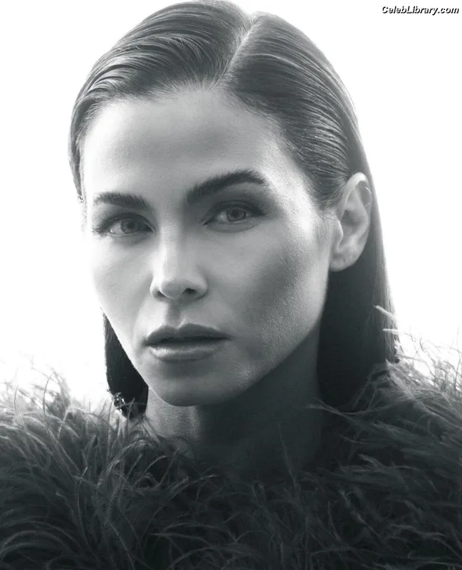 Jenna Dewan photo 13 of 563