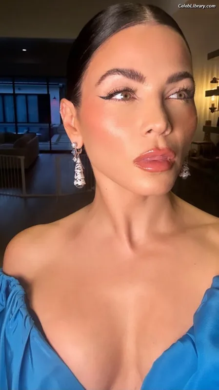 Jenna Dewan photo 12 of 563