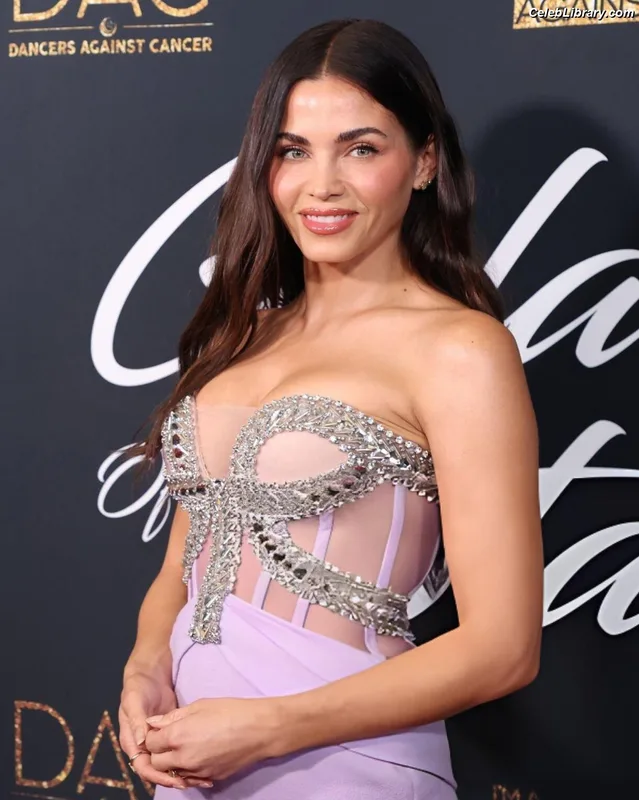 Jenna Dewan photo 22 of 563