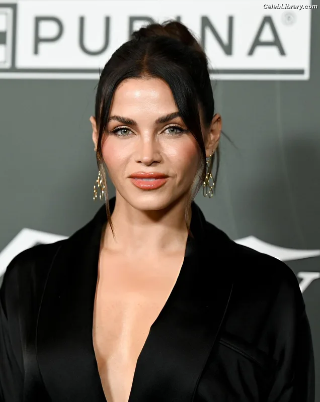 Jenna Dewan photo 4 of 563