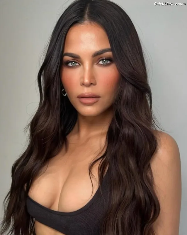 Jenna Dewan photo 18 of 563