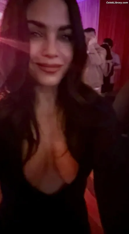 Jenna Dewan photo 16 of 563