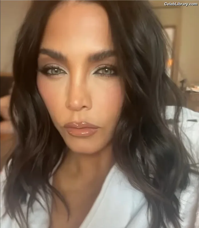 Jenna Dewan photo 17 of 563