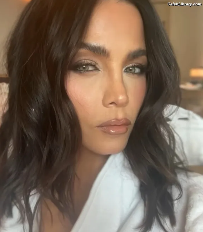 Jenna Dewan photo 18 of 563