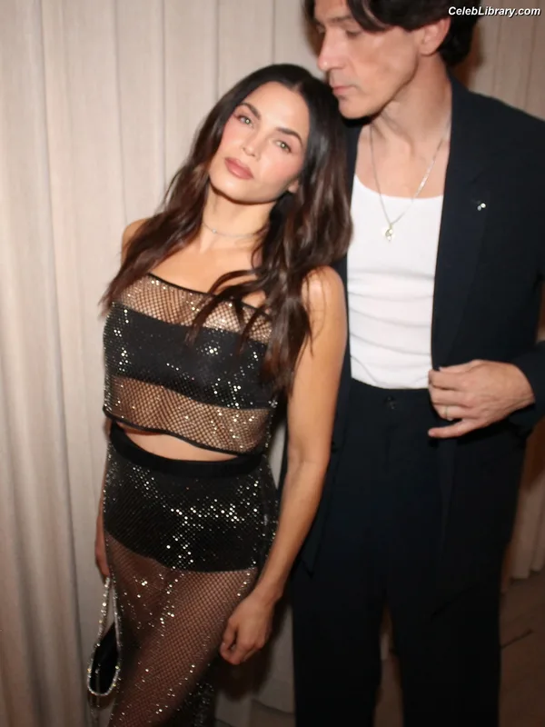 Jenna Dewan photo 10 of 563
