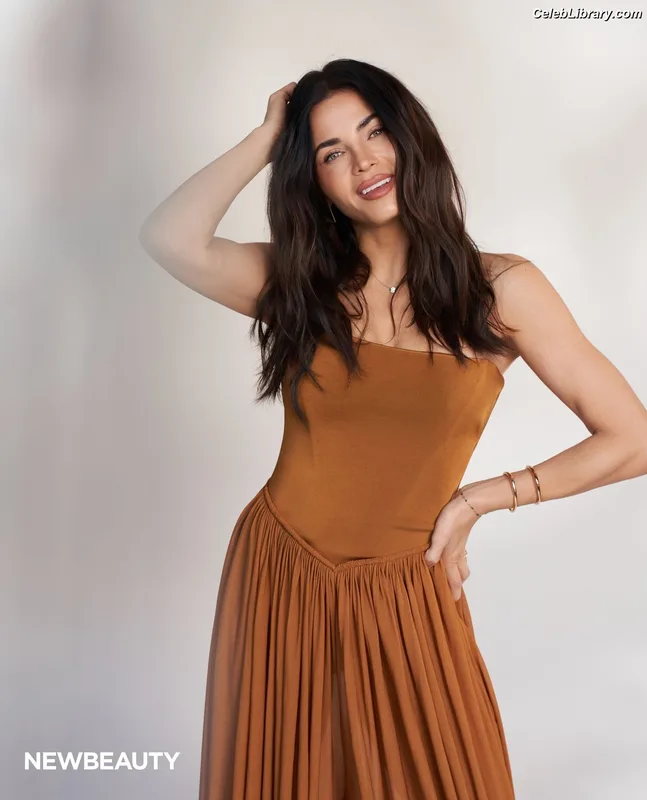 Jenna Dewan photo 3 of 563