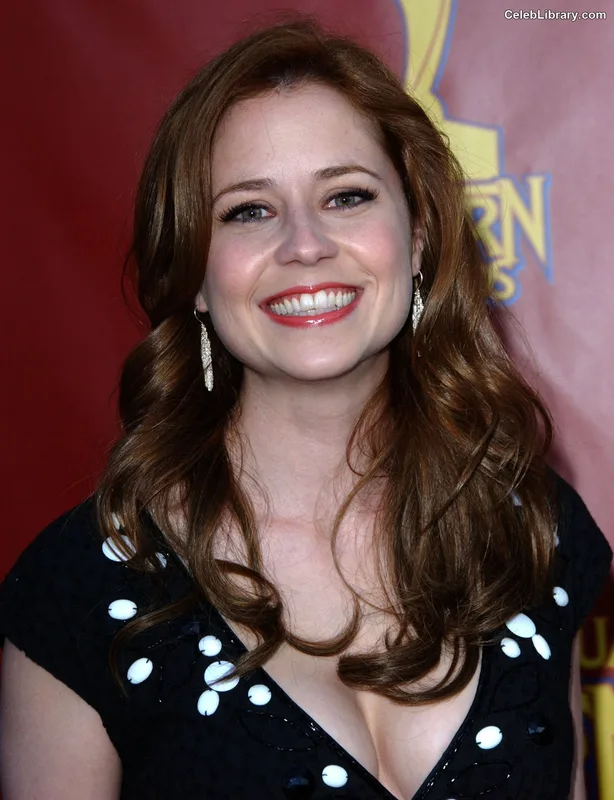 Jenna Fischer photo 22 of 112