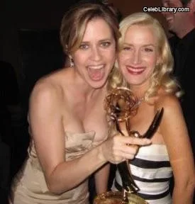 Jenna Fischer photo 18 of 112