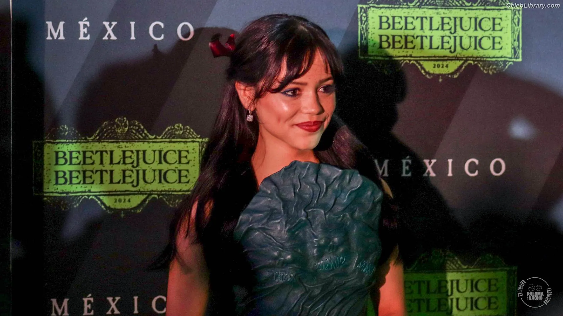 Jenna Ortega photo 5 of 5475