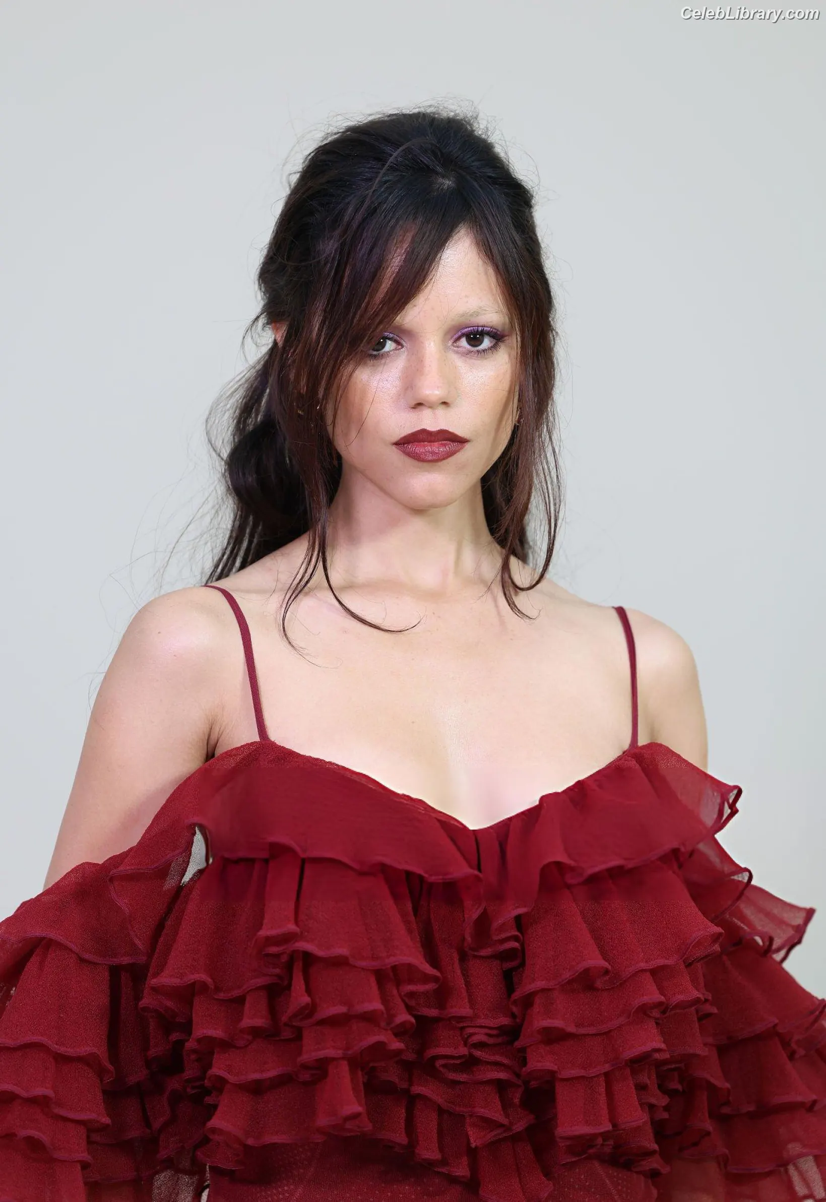 Jenna Ortega photo 14 of 5475