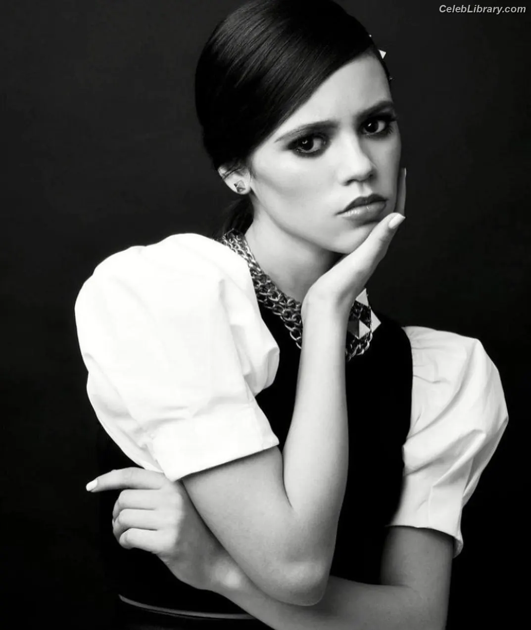 Jenna Ortega photo 16 of 5475