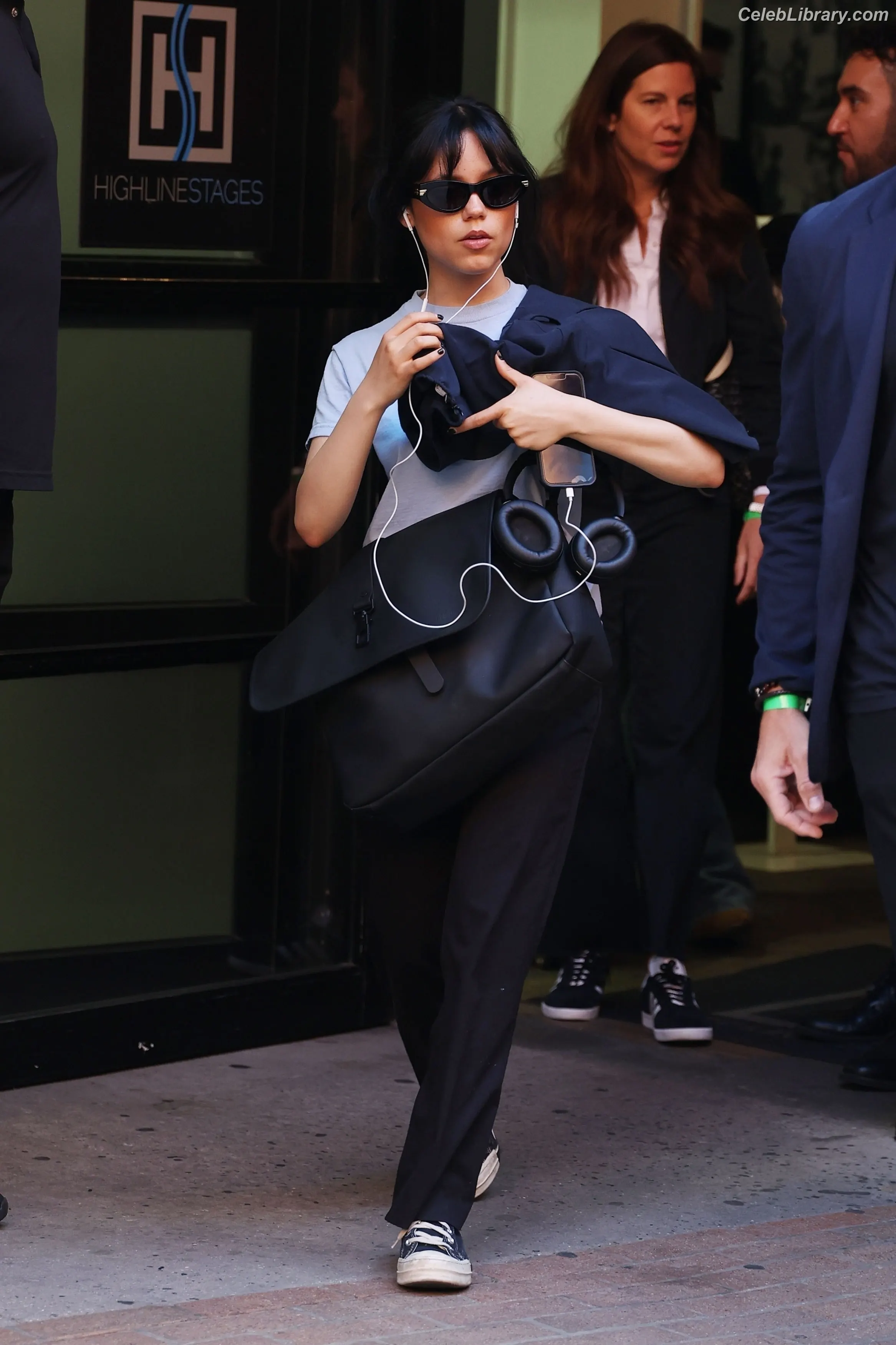 Jenna Ortega photo 5 of 5475