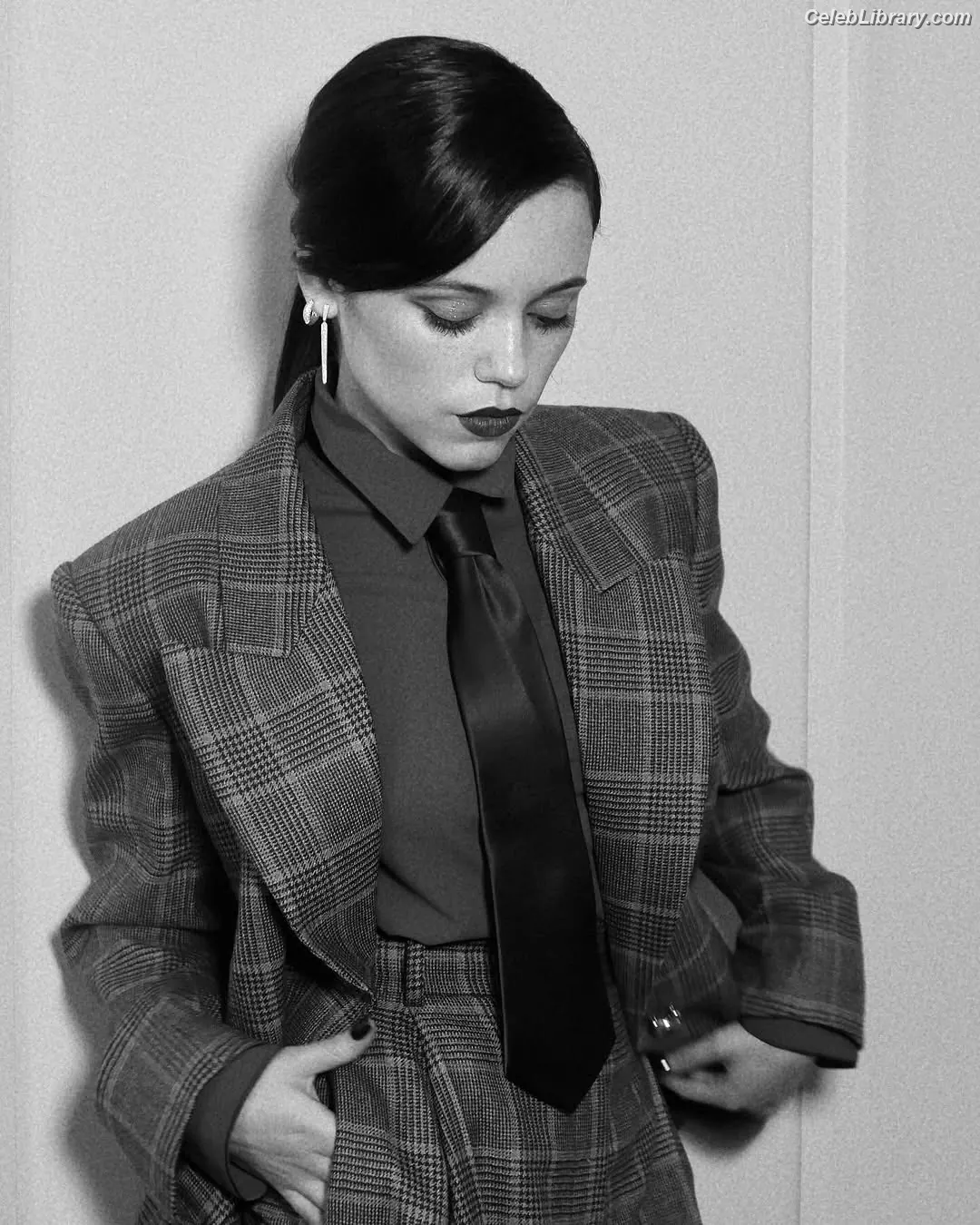 Jenna Ortega photo 22 of 5475