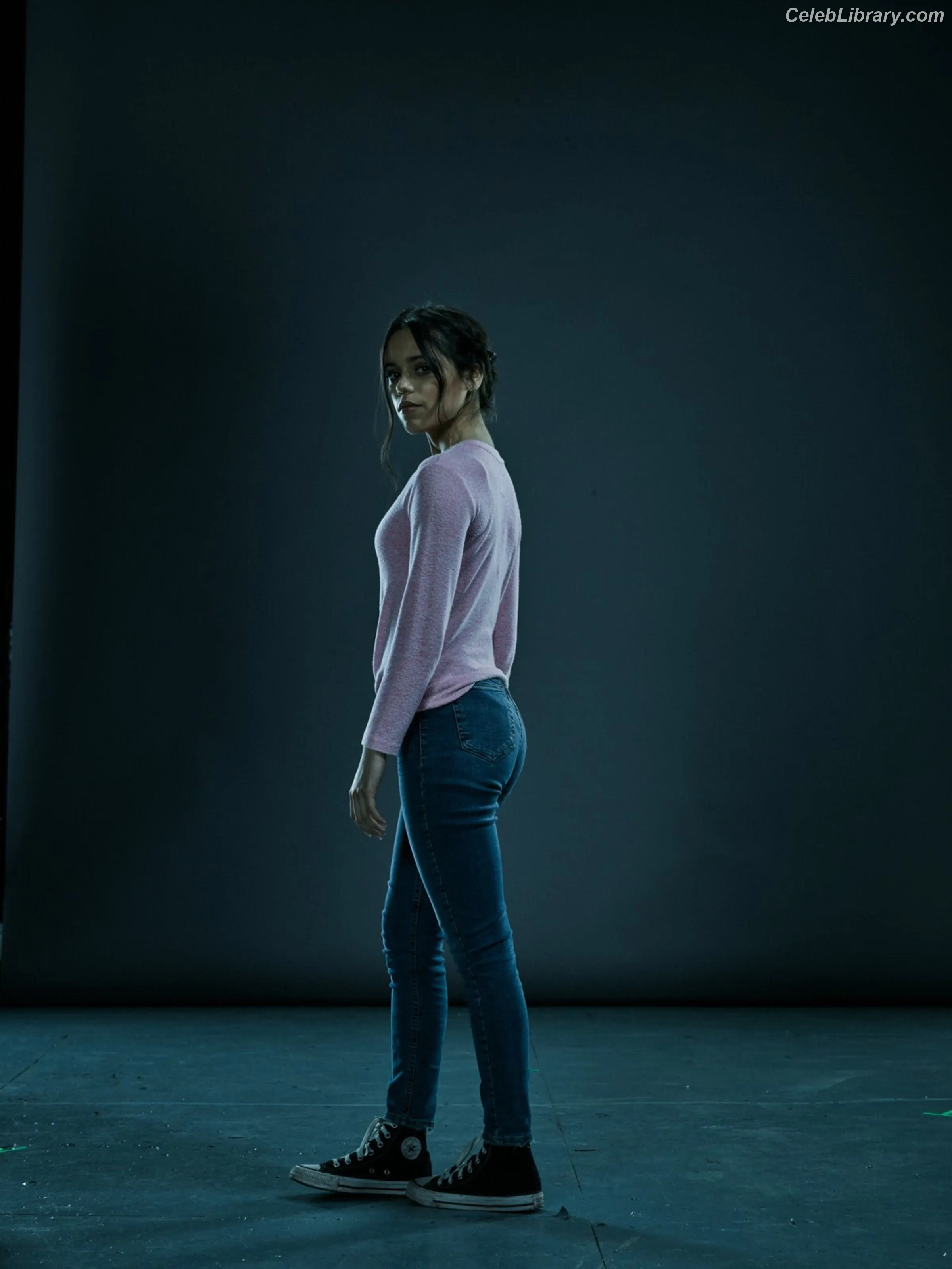 Jenna Ortega photo 3 of 5475