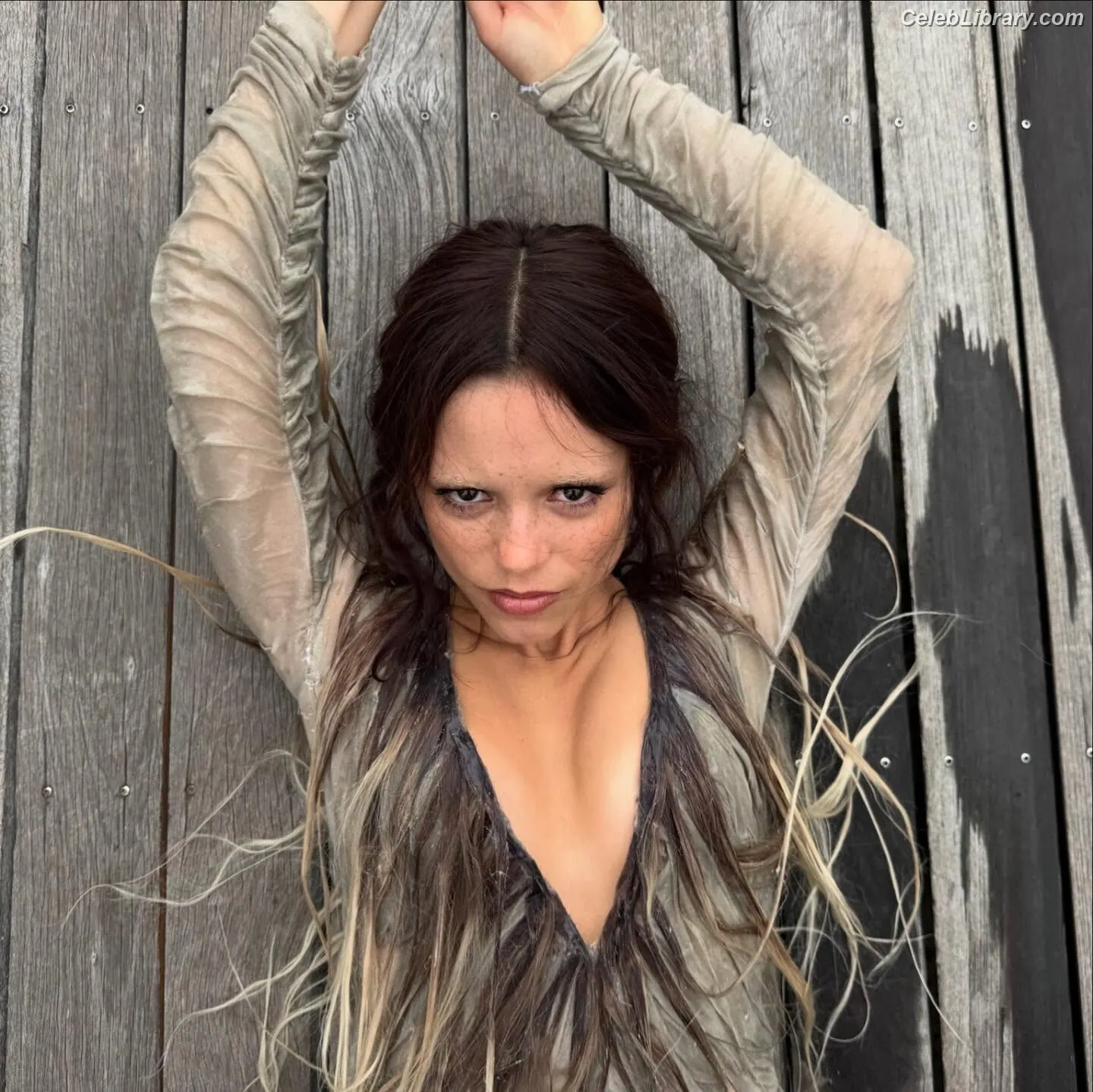 Jenna Ortega photo 5 of 5475