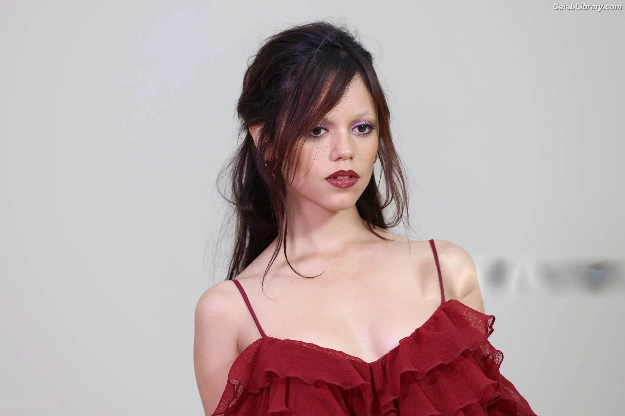 Jenna Ortega photo 21 of 5475