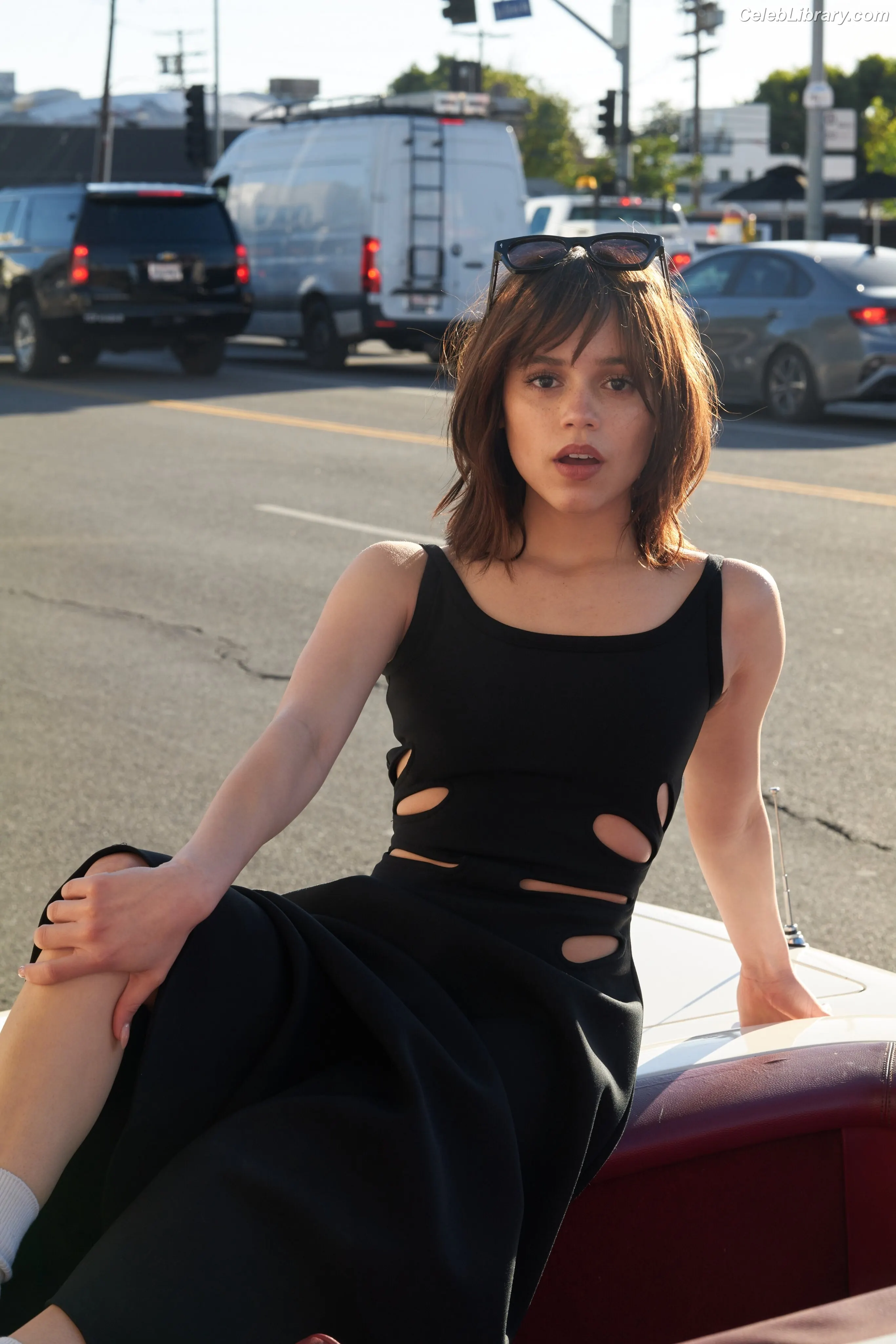 Jenna Ortega photo 9 of 5475