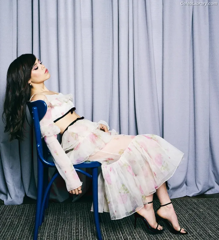 Jenna Ortega photo 16 of 5476