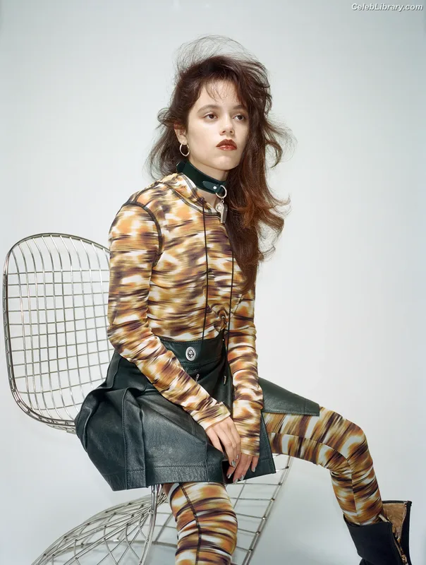 Jenna Ortega photo 9 of 5476