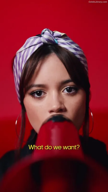 Jenna Ortega photo 10 of 5476
