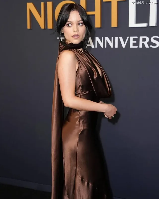 Jenna Ortega photo 22 of 5476