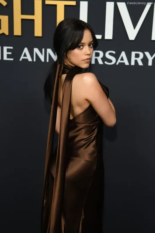 Jenna Ortega photo 6 of 5476