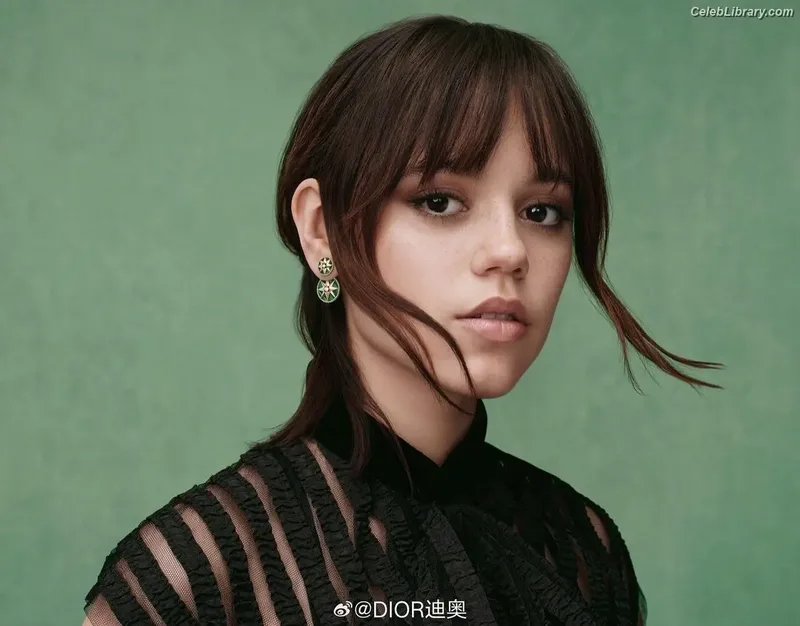 Jenna Ortega photo 14 of 5476