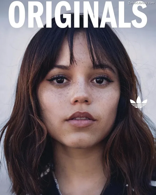 Jenna Ortega photo 17 of 5476