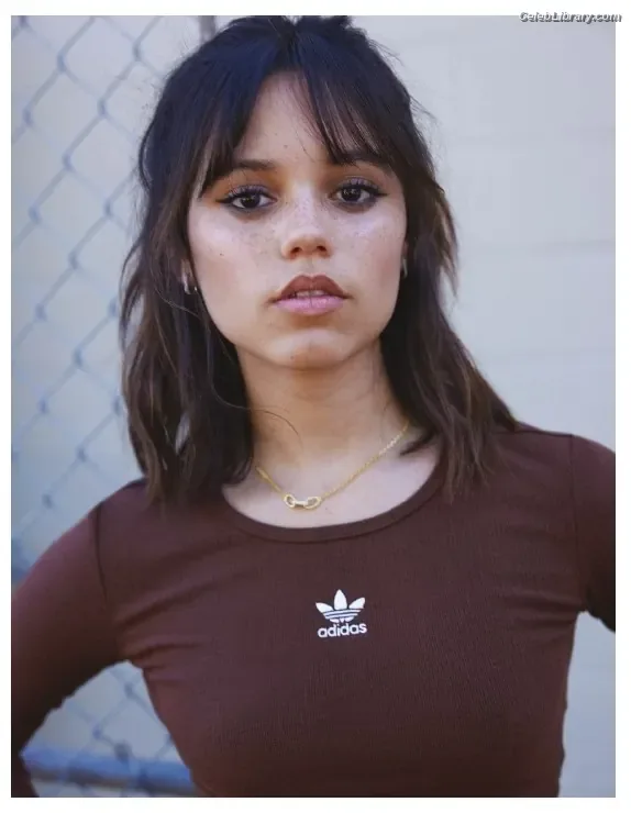 Jenna Ortega photo 19 of 5476