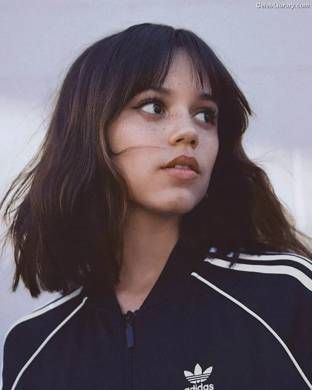 Jenna Ortega photo 20 of 5476