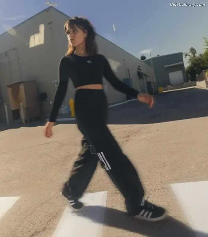 Jenna Ortega photo 24 of 5476