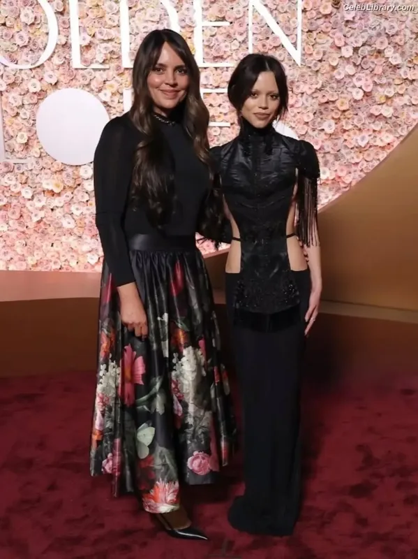 Jenna Ortega photo 5 of 5476