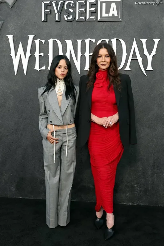 Jenna Ortega photo 17 of 5476