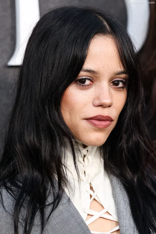 Jenna Ortega photo 22 of 5476