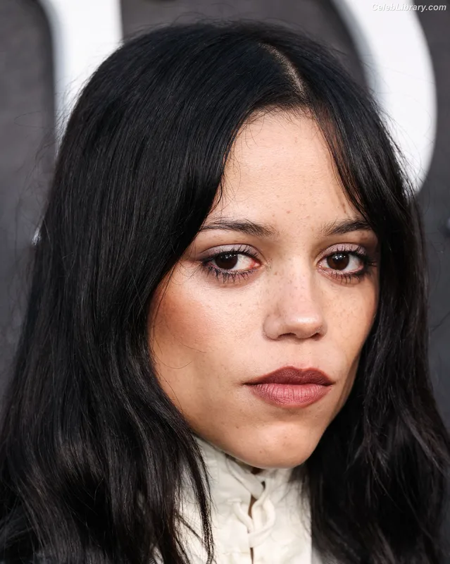Jenna Ortega photo 23 of 5476