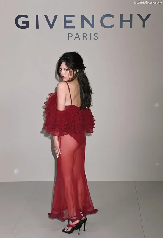 Jenna Ortega photo 10 of 5476