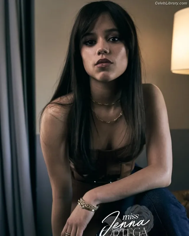 Jenna Ortega photo 12 of 5476