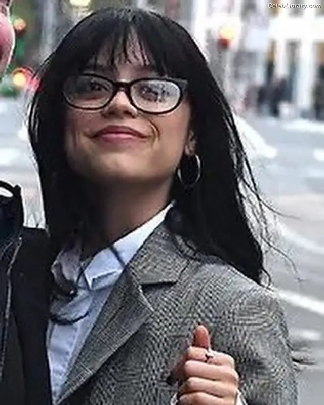 Jenna Ortega photo 24 of 5476