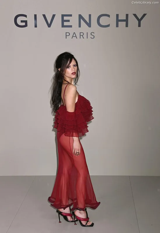 Jenna Ortega photo 16 of 5476