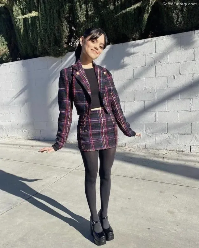 Jenna Ortega photo 18 of 5476