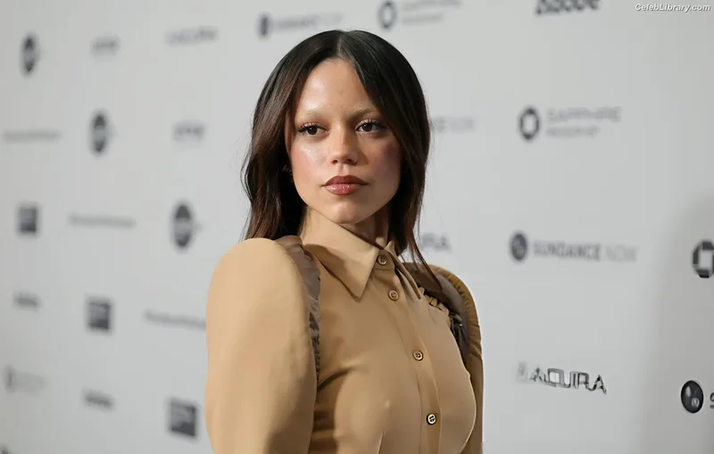 Jenna Ortega photo 19 of 5476